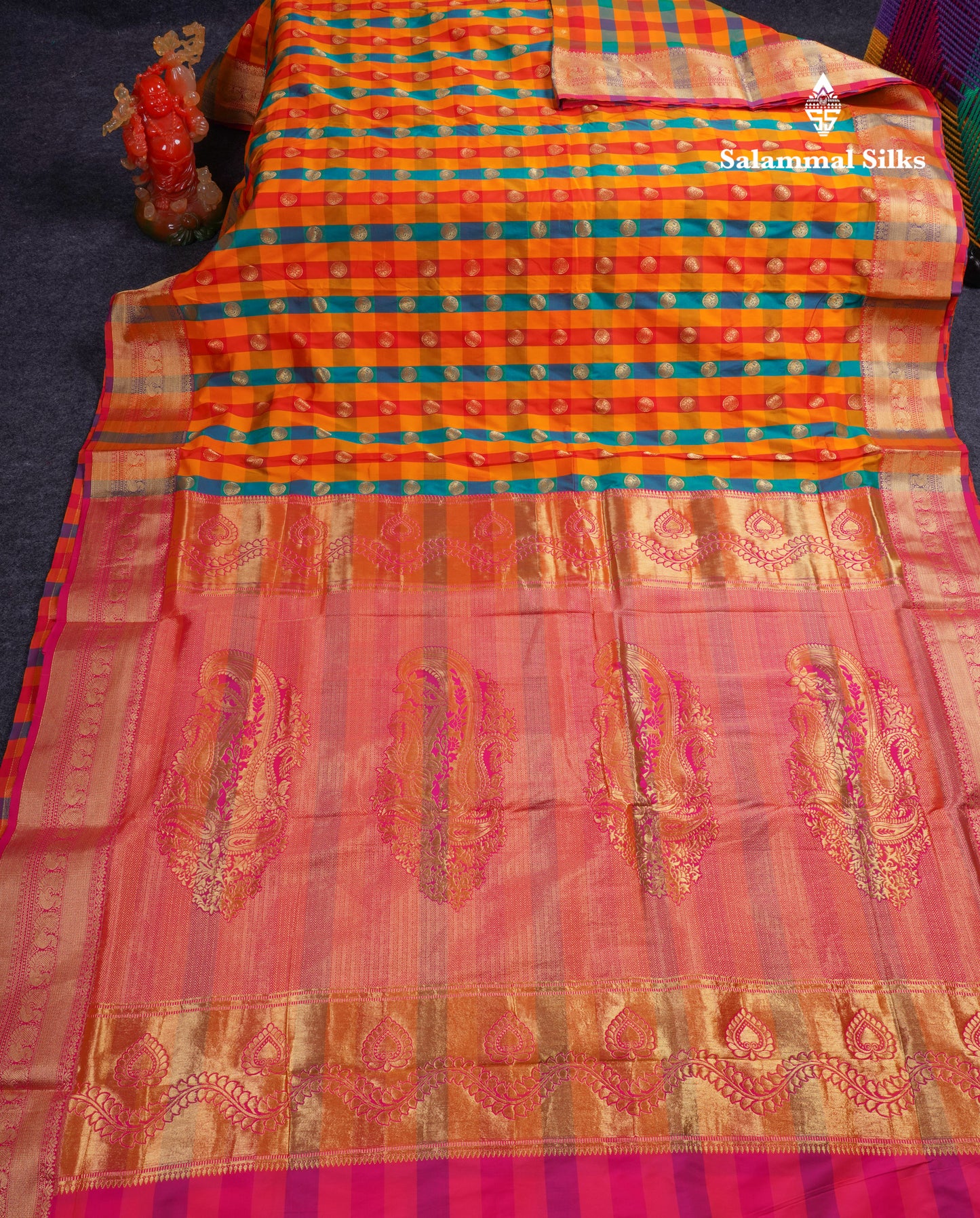9.5 Yards Semi Silk Saree Paalum Pazham Checks With Contrast Pink Traditional Border