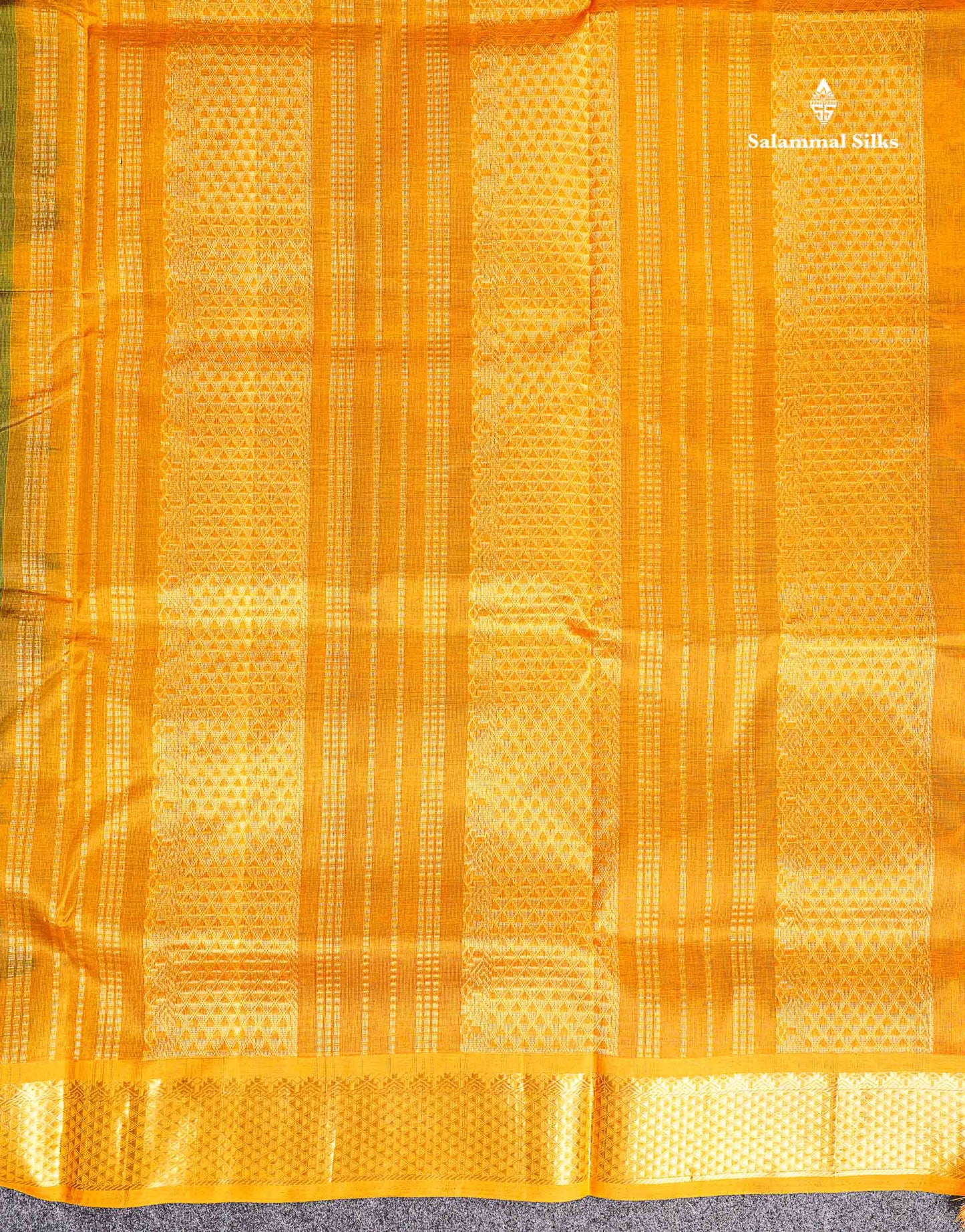 Pallu Of Bottle Green Pure Silk Cotton Saree