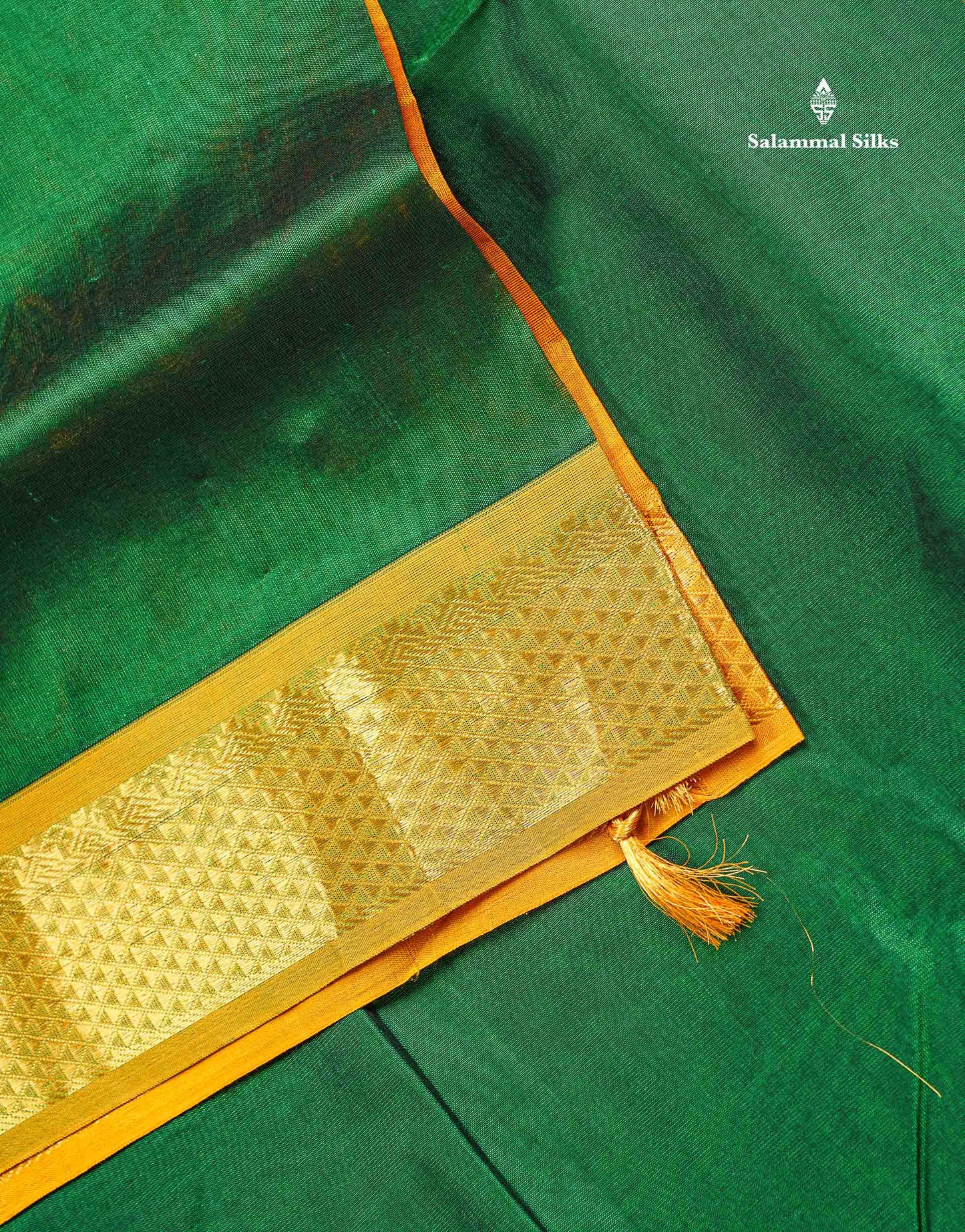 Pure Silk Cotton Saree - Bottle Green Colour Body Plain With Traditional Border | 10 Yards