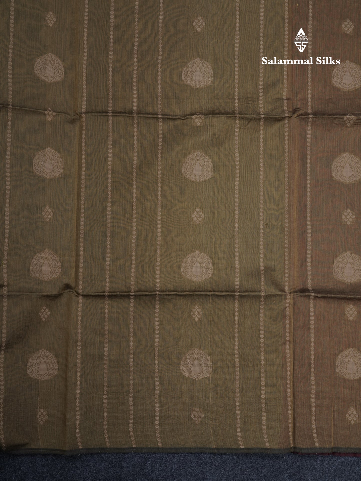 Mehandhi Green Beautiful Fancy Kora Cotton Saree With Contrast Maroon Blouse