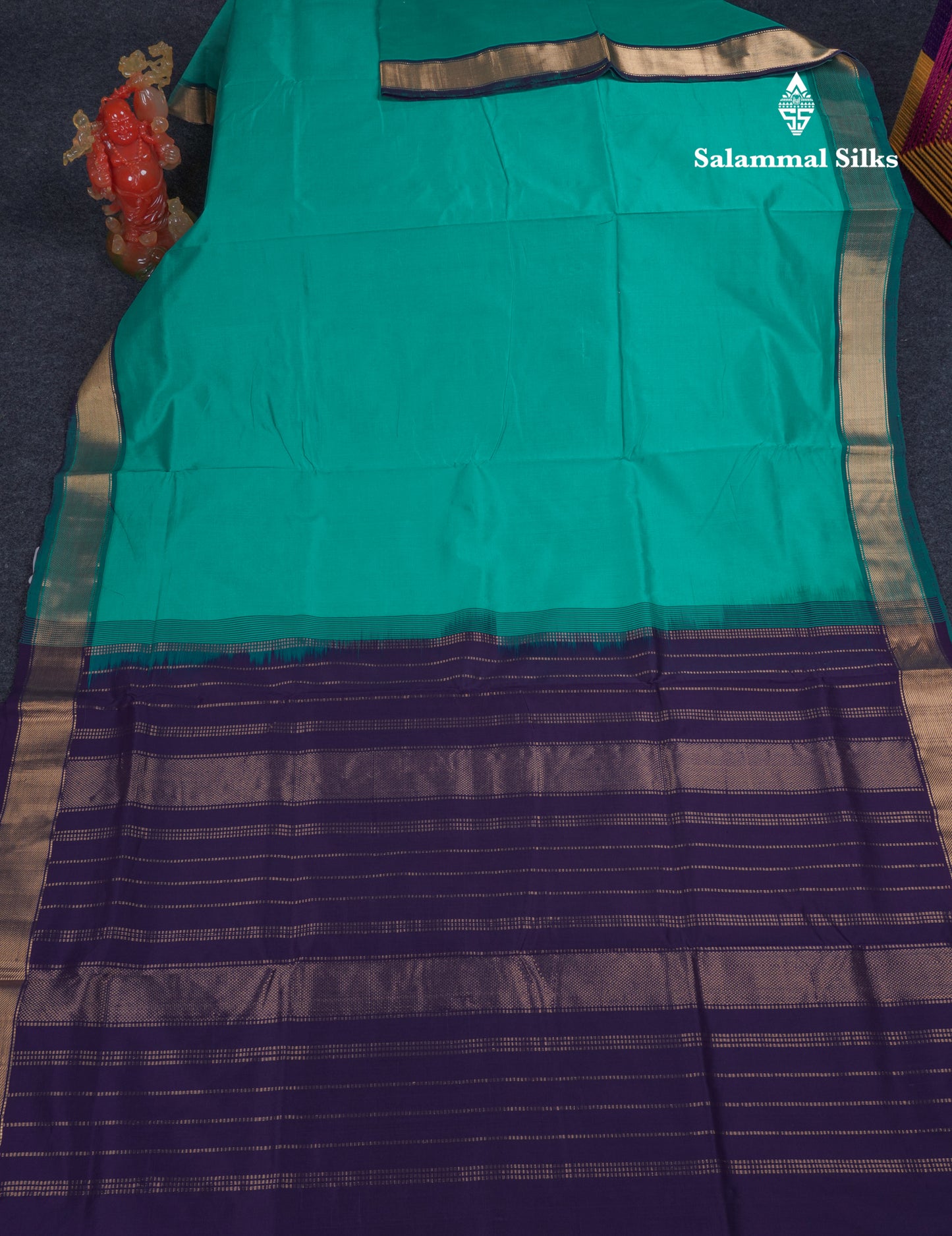 Beautiful Sapphire Green Semi Silk Cotton Saree With Contrast Navy Blue Blouse