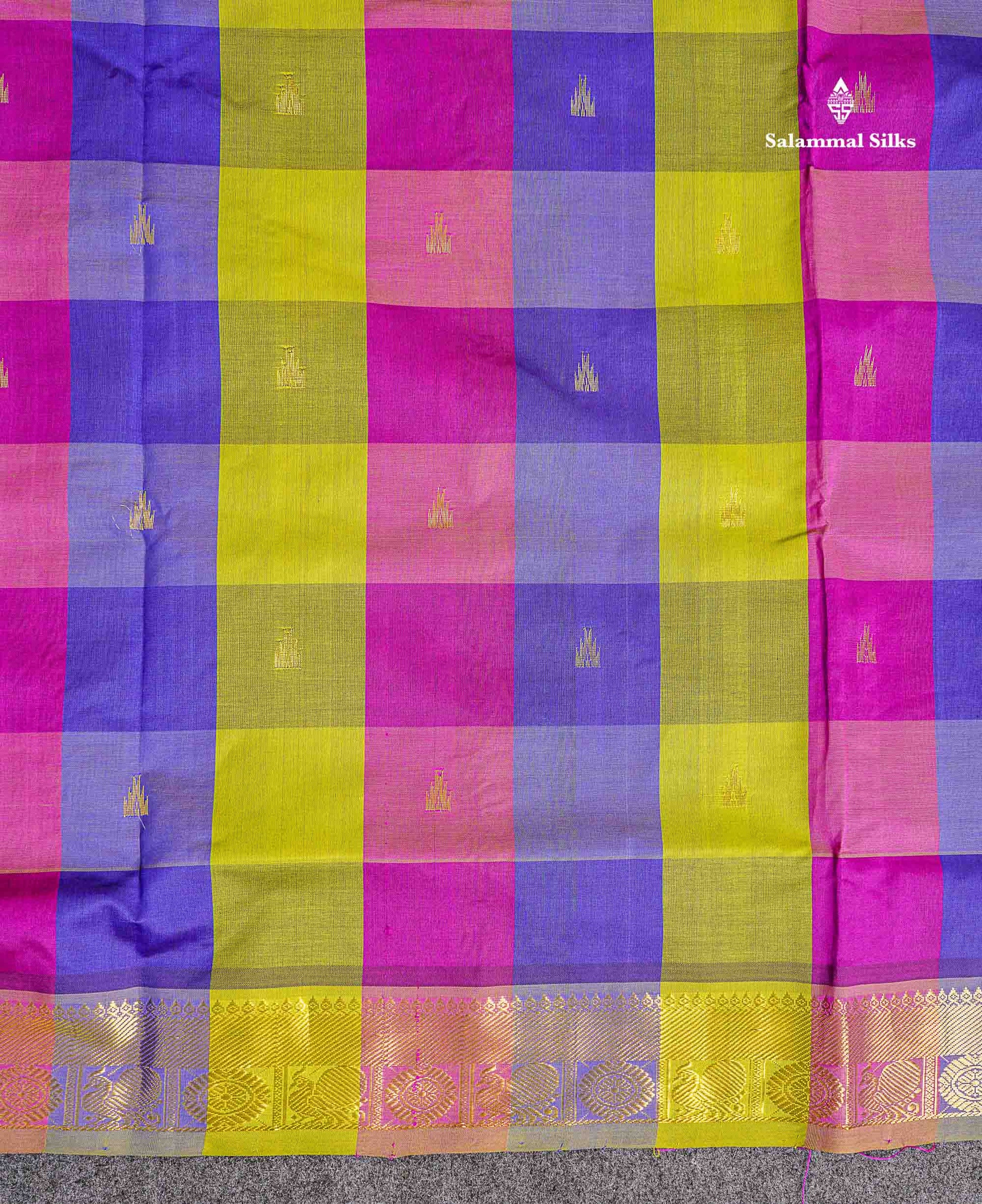 Traditional Border Of Multicolour Semi Silk Cotton Saree 