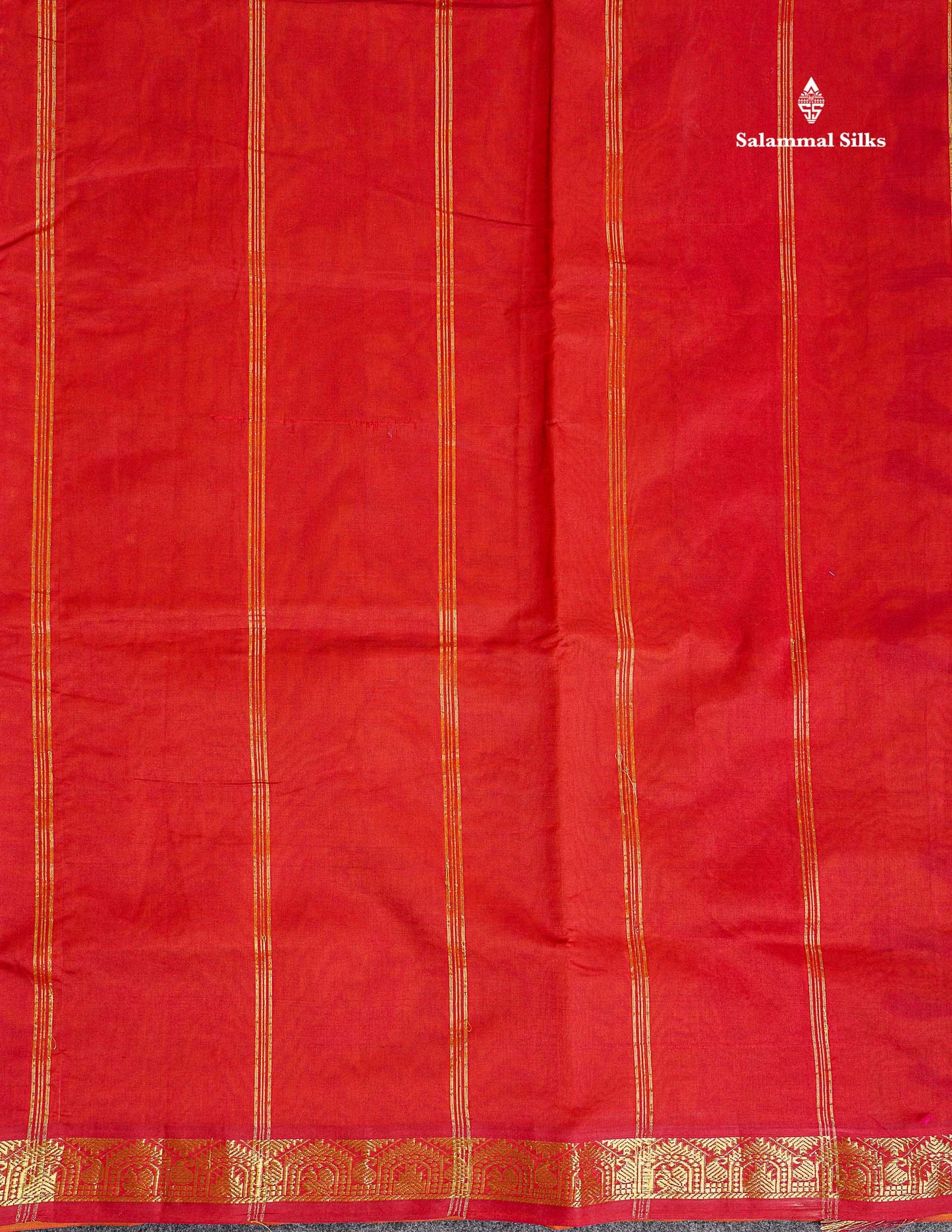 Pallu Of Mustard Yellow Semi Silk Cotton Saree
