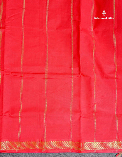 Pallu Of Dark Purple Semi Silk Cotton Saree 