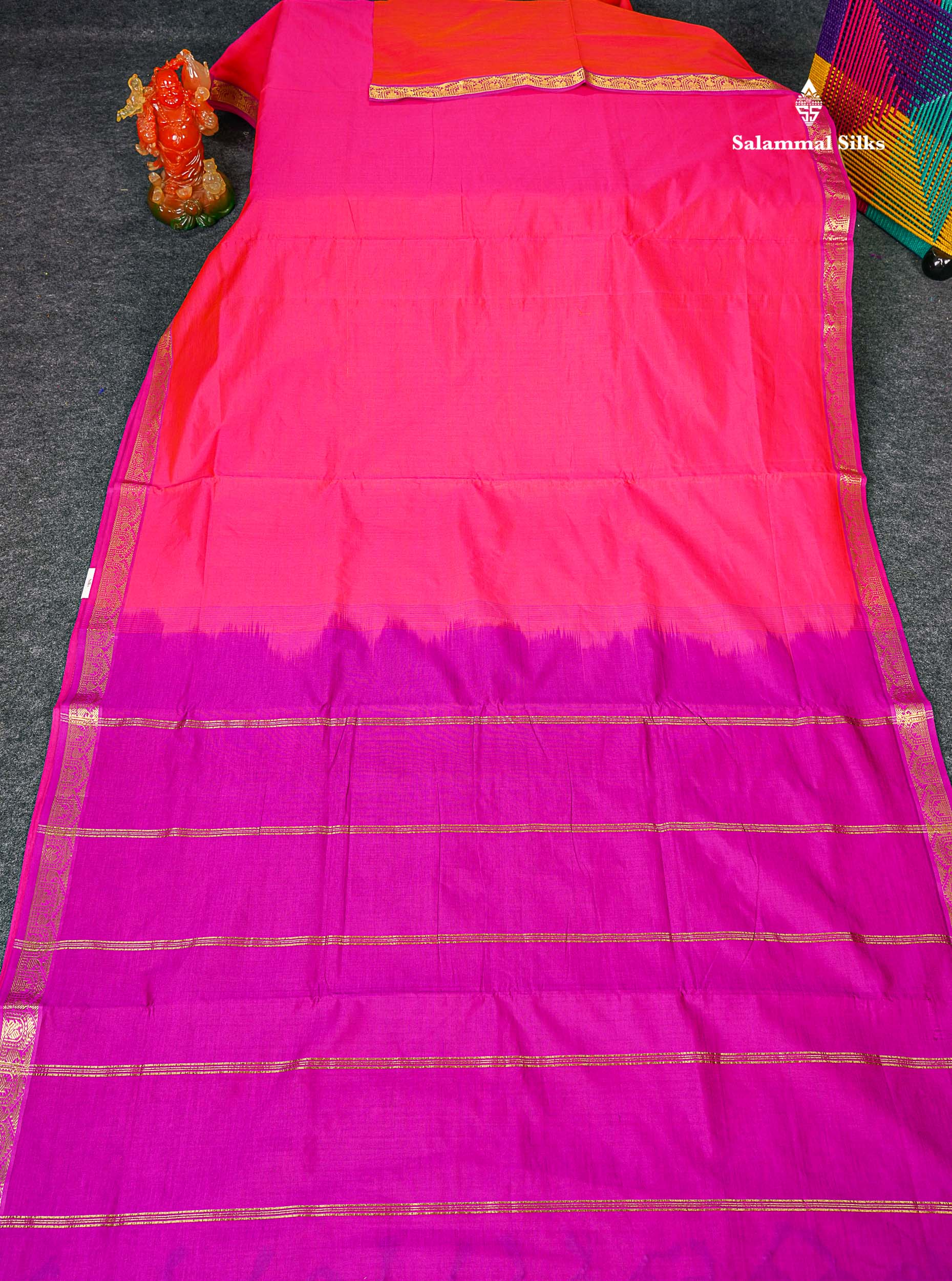 Full View Of Dual Tone Pink Semi Silk Cotton Saree 