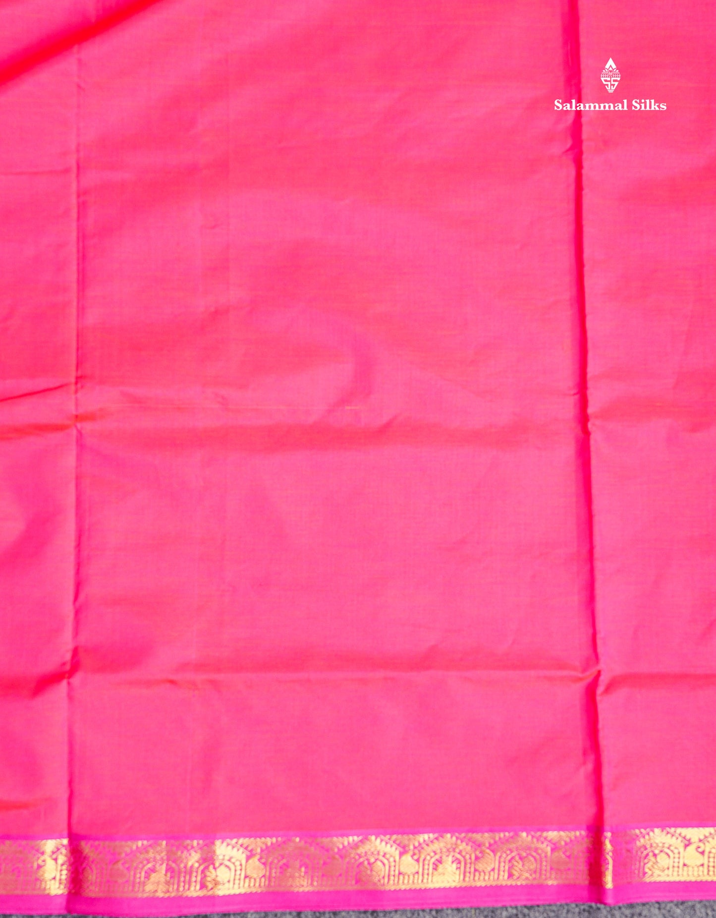Traditional Border Of Dual Tone Pink Semi Silk Cotton Saree