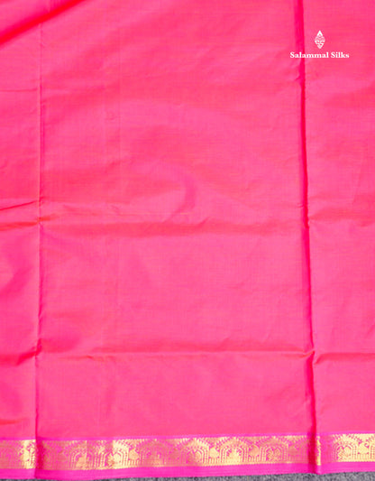 Traditional Border Of Dual Tone Pink Semi Silk Cotton Saree