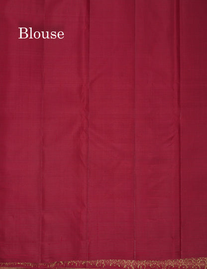 Beautiful Onion Pink Pure Kanjivaram Silk Saree With Contrast Maroon Traditional Temple Border