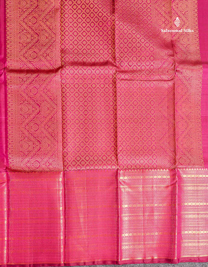 Beautiful Dual Tone Magenta Pure Kanjivaram Silk Saree With Traditional Evening Morning Border