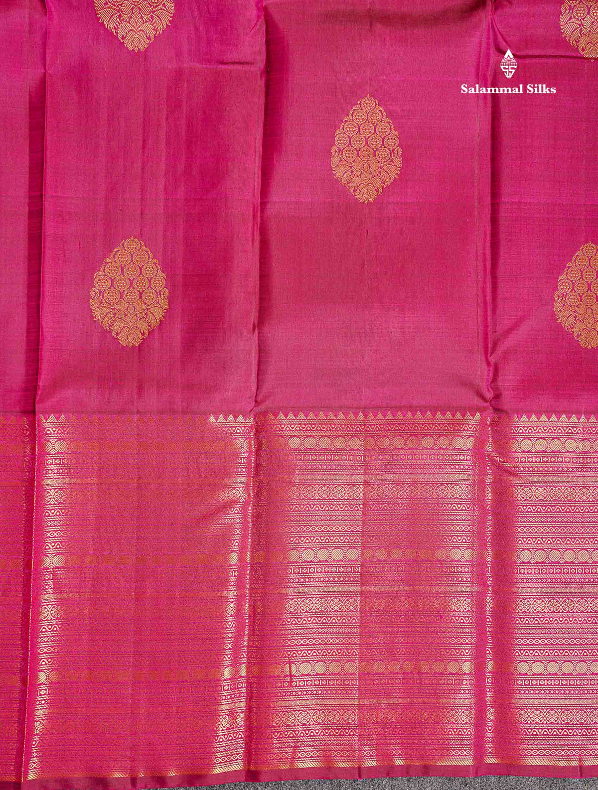Beautiful Dual Tone Magenta Pure Kanjivaram Silk Saree With Traditional Evening Morning Border