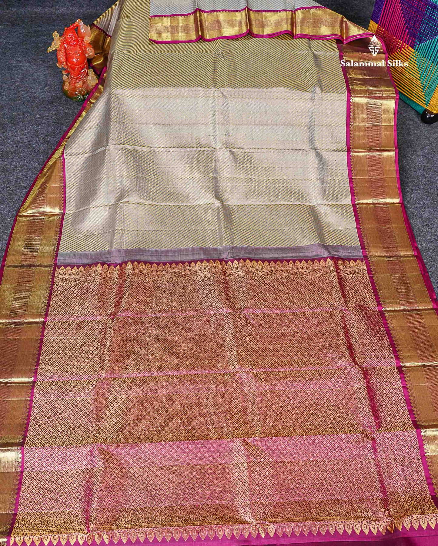 Full View Of Light Grey Pure Kanjivaram Silk Saree 