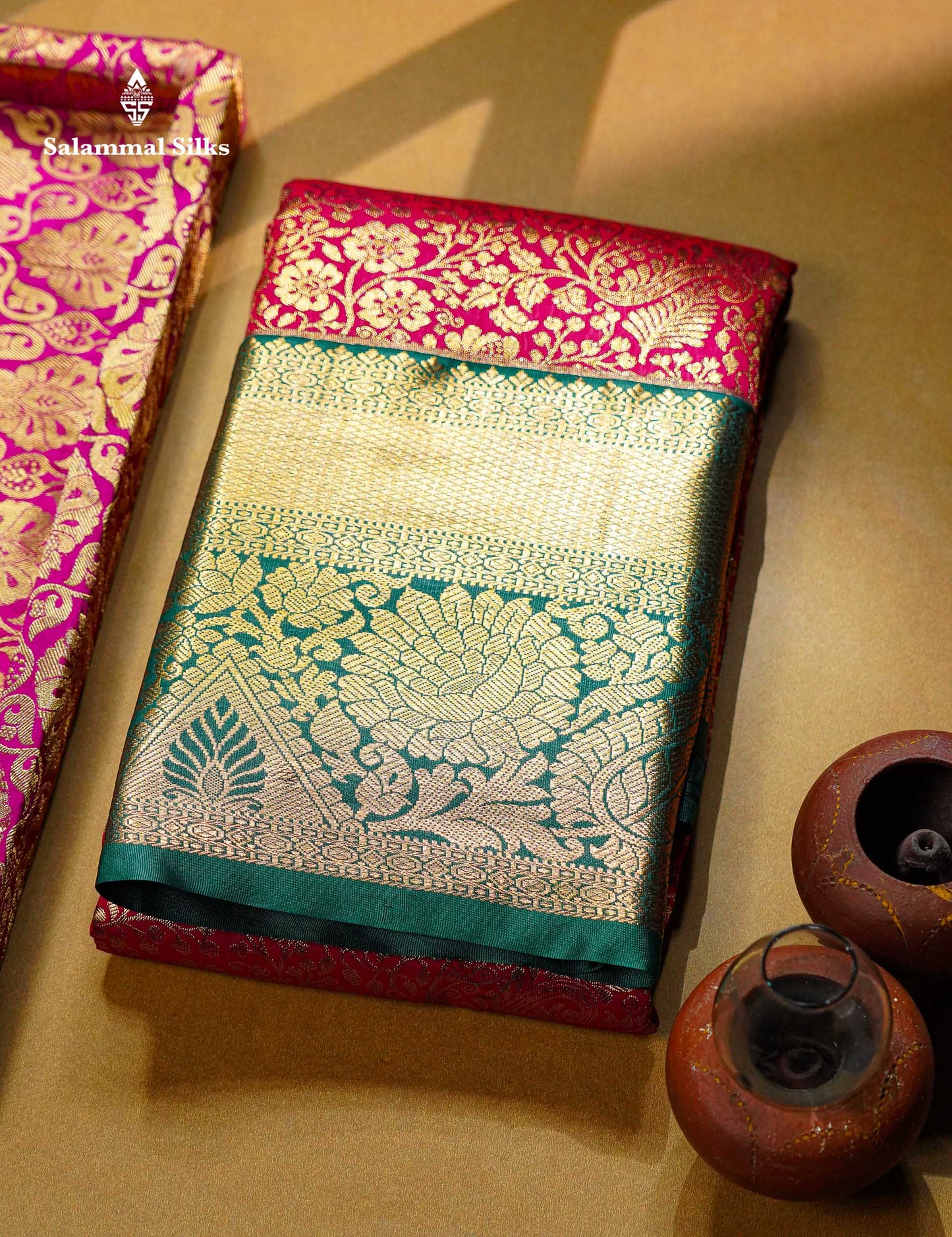Beautiful Chilly Red Bridal Semi Silk Saree With Contrast Bottle Green Traditional Evening Morning Border