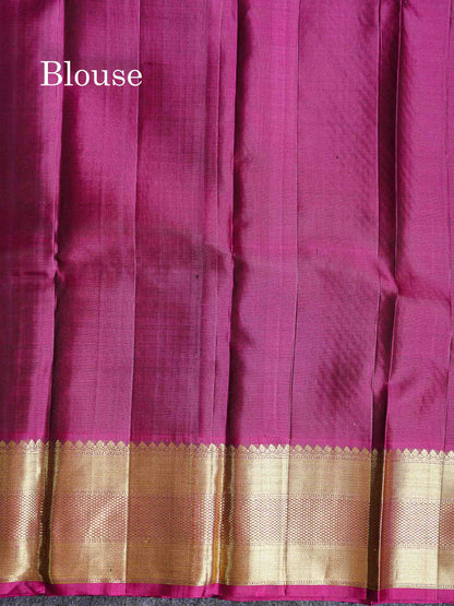 Contrast Magenta Blouse Of Light Grey Pure Kanjivaram Silk Saree 