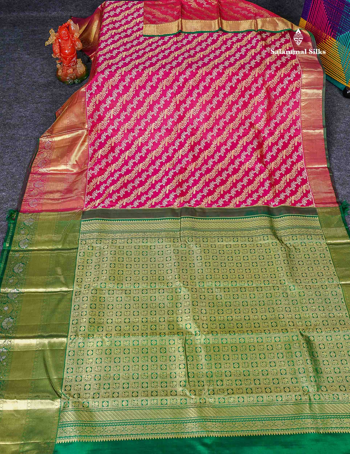 Beautiful Pink Gold & Silver Zari Buttas Bridal Pure Kanjivaram Silk Saree With Traditional Evening Morning Border