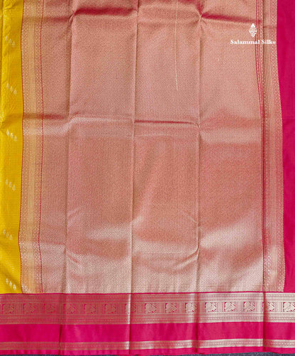 Pallu Of Mustard Yellow Semi Silk Saree 