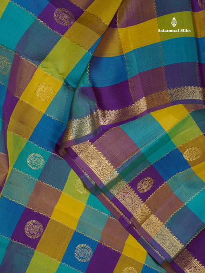 Pure Kanjivaram Silk Saree - Paalum Pazham Checks With Butta & Traditional Small Border