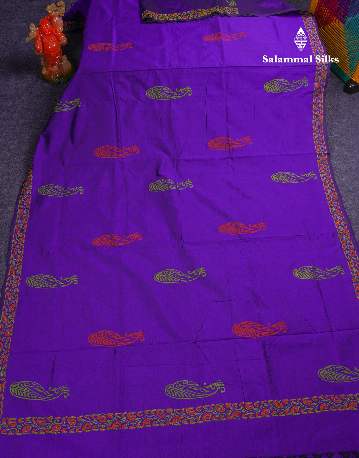Beautiful Purple South Cotton Printed Saree With Contrast Cream White Blouse