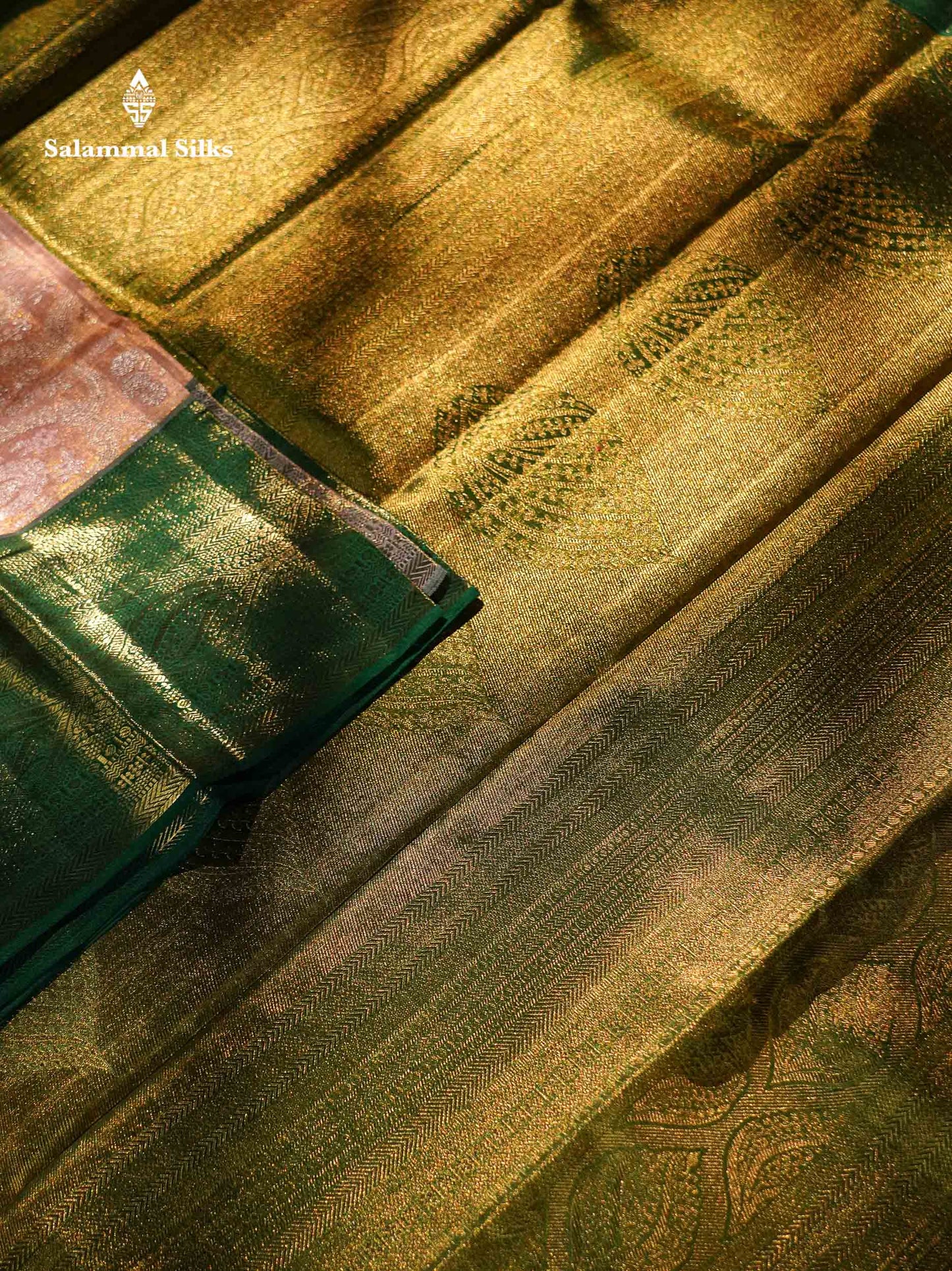 Peach Tissue Bridal Pure Kanjivaram Silk Saree With Contrast Bottle Green Border
