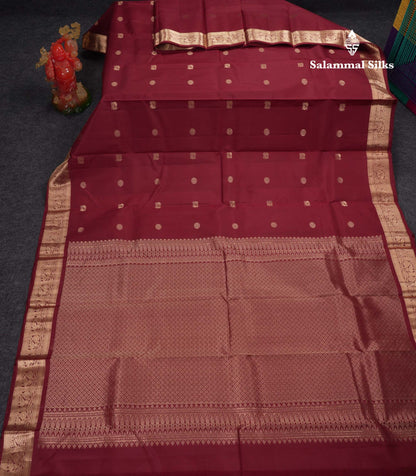 Beautiful Dark Maroon Pure Kanjivaram Silk Saree With Traditional Medium Border