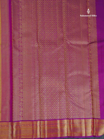 Korvai Pure Kanjivaram Silk Saree - Parrot Green Colour Body Zari Butta With Vadamalli Border