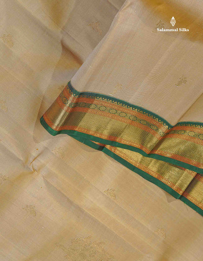 Korvai Pure Kanjivaram Silk Saree - Beige Colour Body With Contrast Bottle Green Evening Morning Border