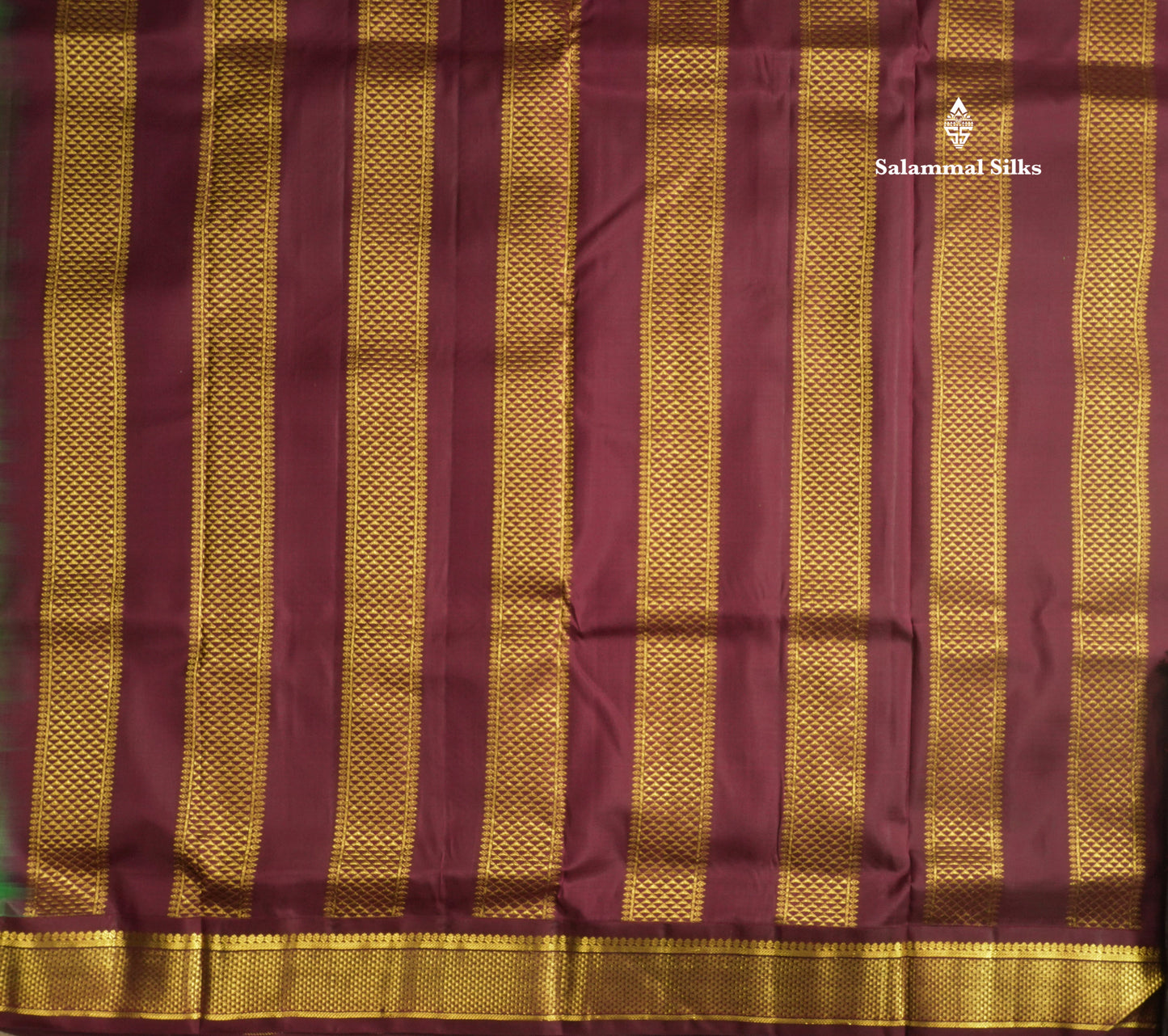 Beautiful Green 9Yards Pure Silk Saree With (3.6inch) Dark Brown Border