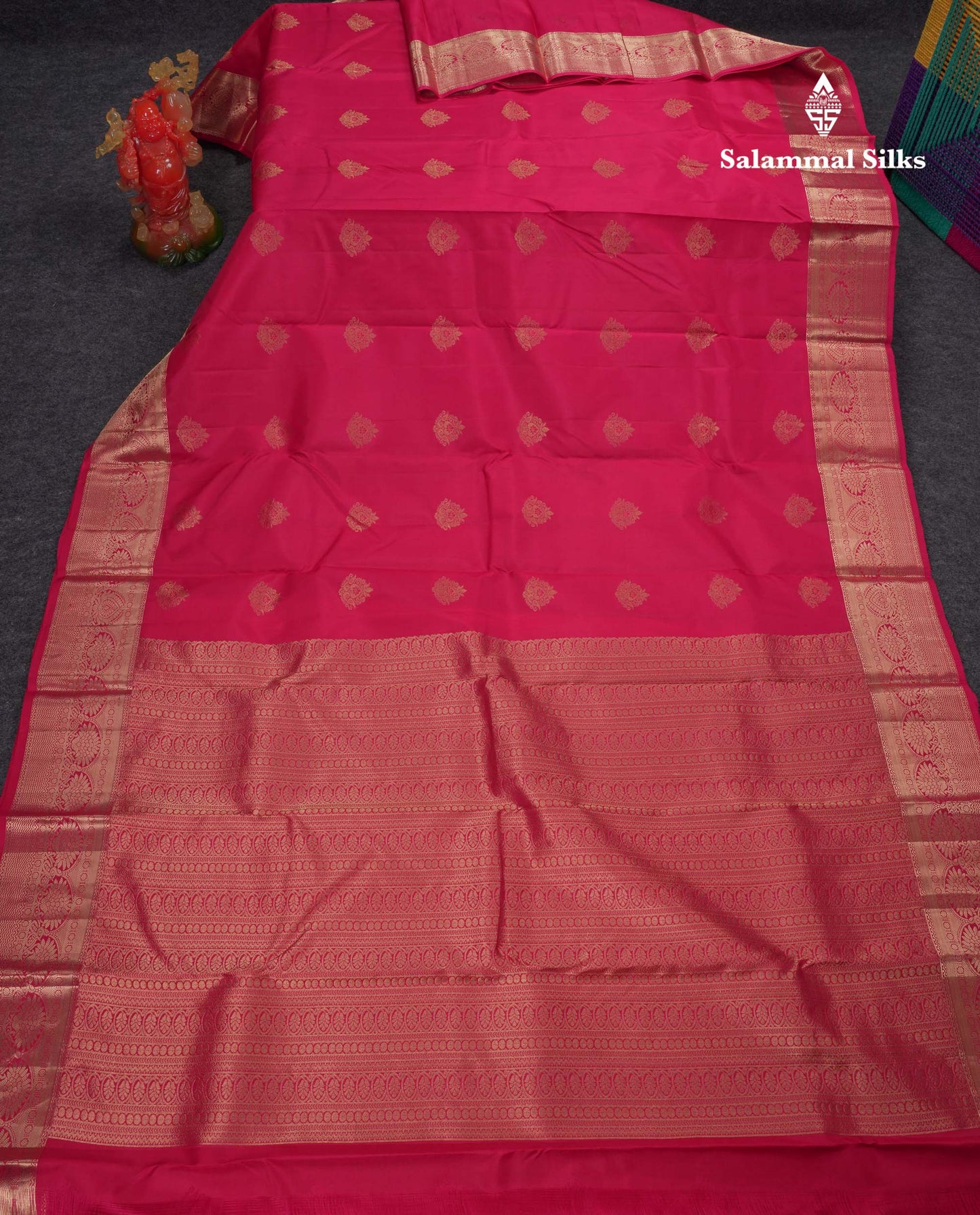 Beautiful Dual Tone Pink Pure Kanjivaram Silk Saree With Traditional Border