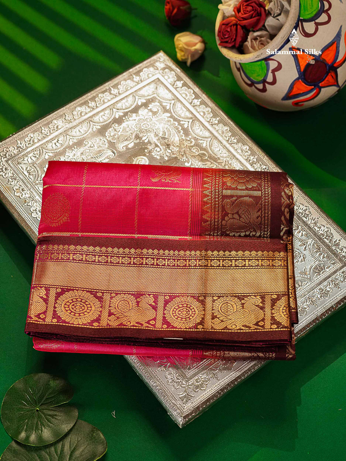 Pure Silk Cotton Saree - Pinkish Orange Checks With Butta Along With Contrast Dark Purple Traditional Border