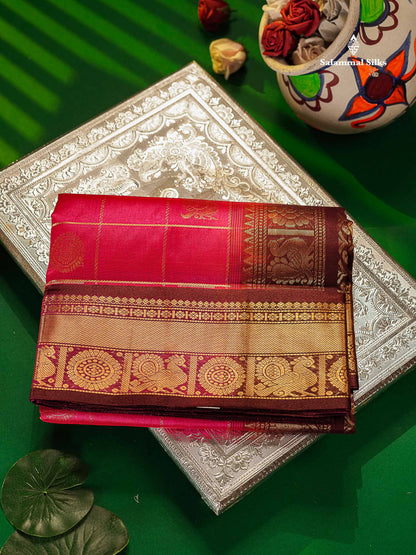 Pure Silk Cotton Saree - Pinkish Orange Checks With Butta Along With Contrast Dark Purple Traditional Border