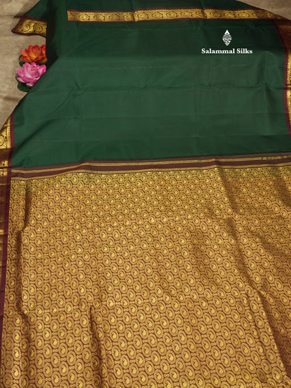 Beautiful Bottle Green 9Yards Pure Silk Saree With (3.6 inch) Dark Maroon Border