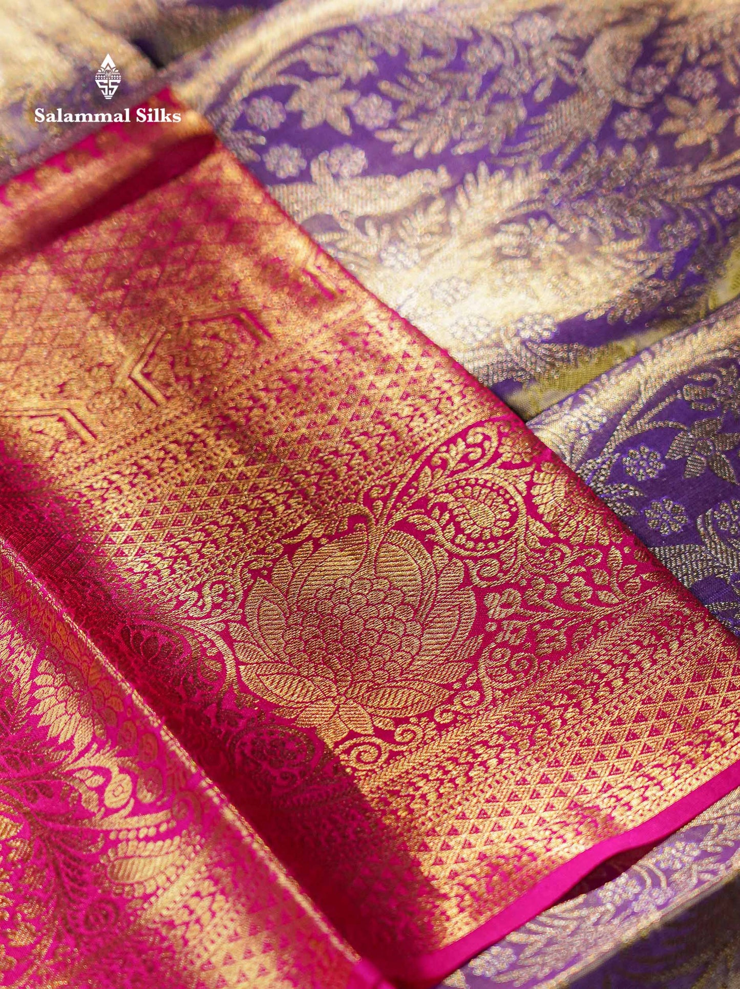 Light Lavender Colour Pure Kanjivaram Silk Saree With Contrast Long Pink Border