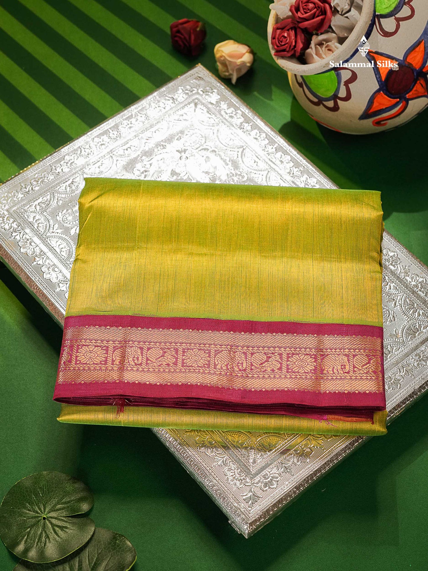 Manthulir Green Korvai Pure Silk Cotton Saree With Pink Shade Border