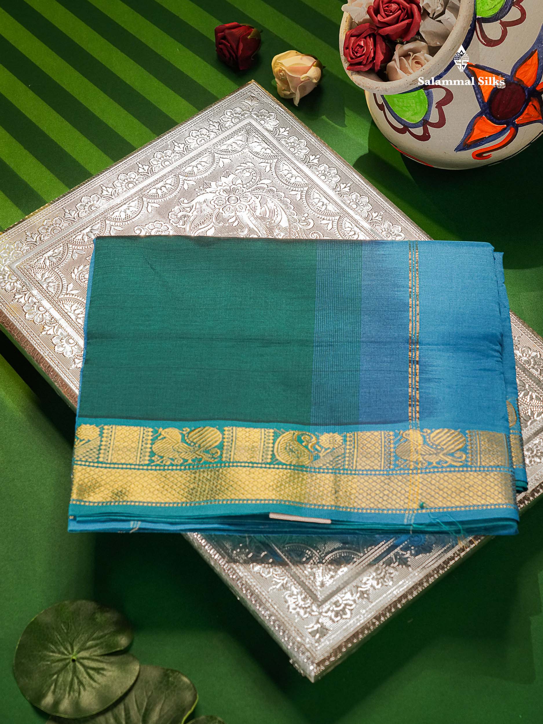 Dual Tone Peacock Green Semi Silk Cotton Saree With Traditional Border
