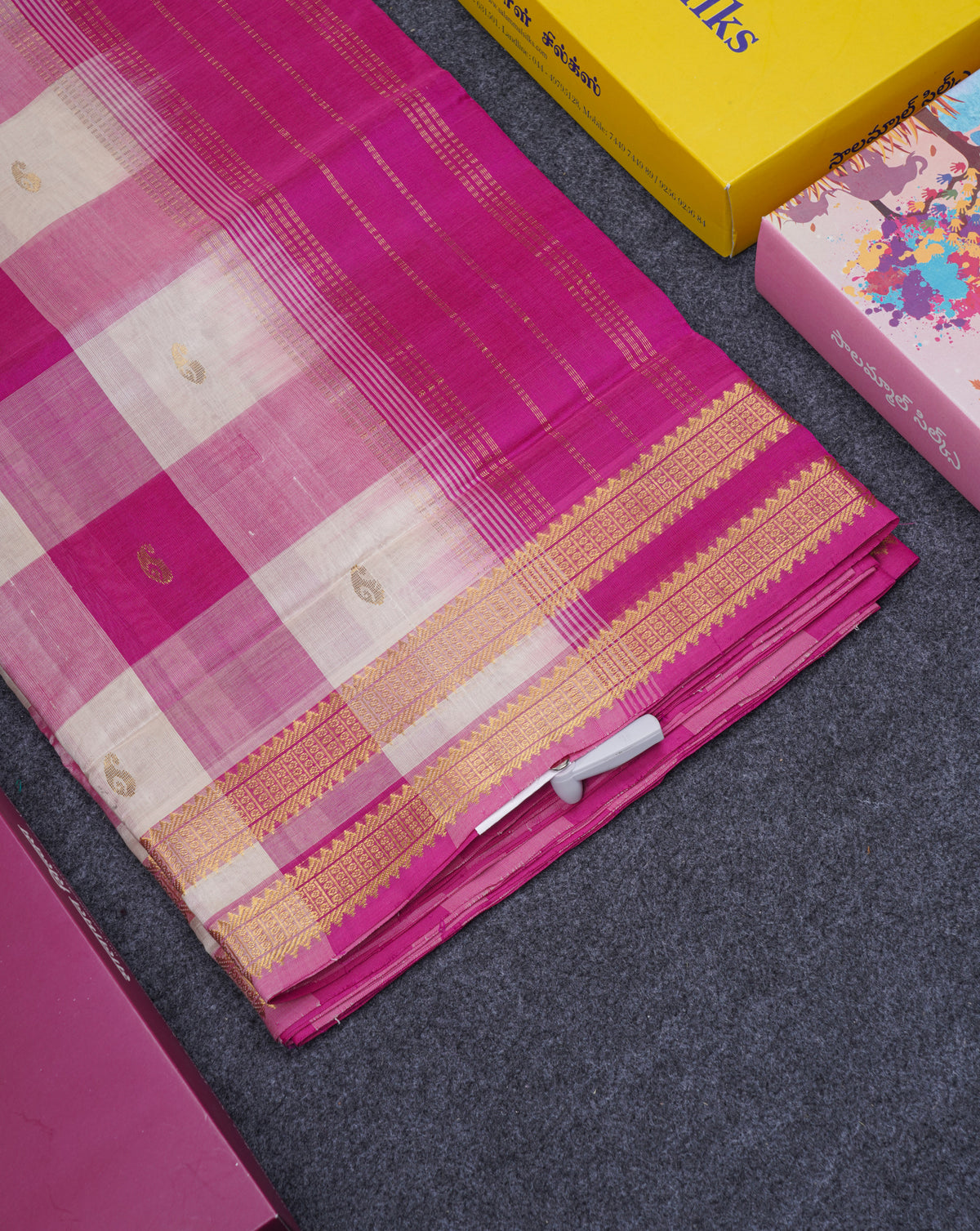Paalum Pazham Checks Pure Silk Cotton Saree With Contrast Pink Blouse