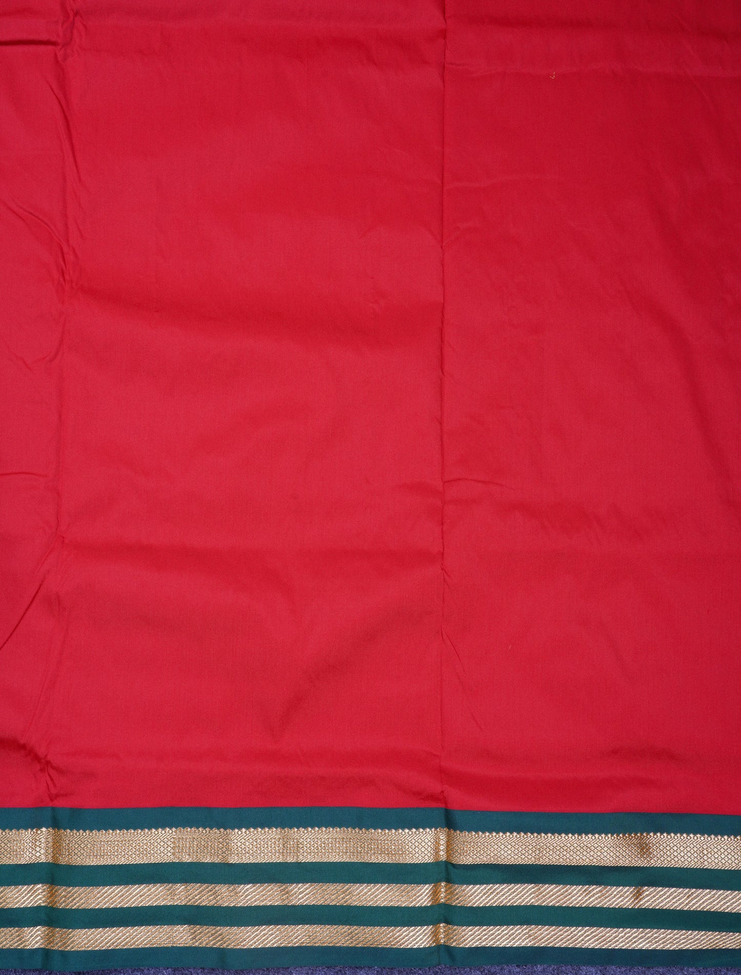 9.5 Yards Semi Silk Saree Maroon with Contrast Bottle Green Traditional Border