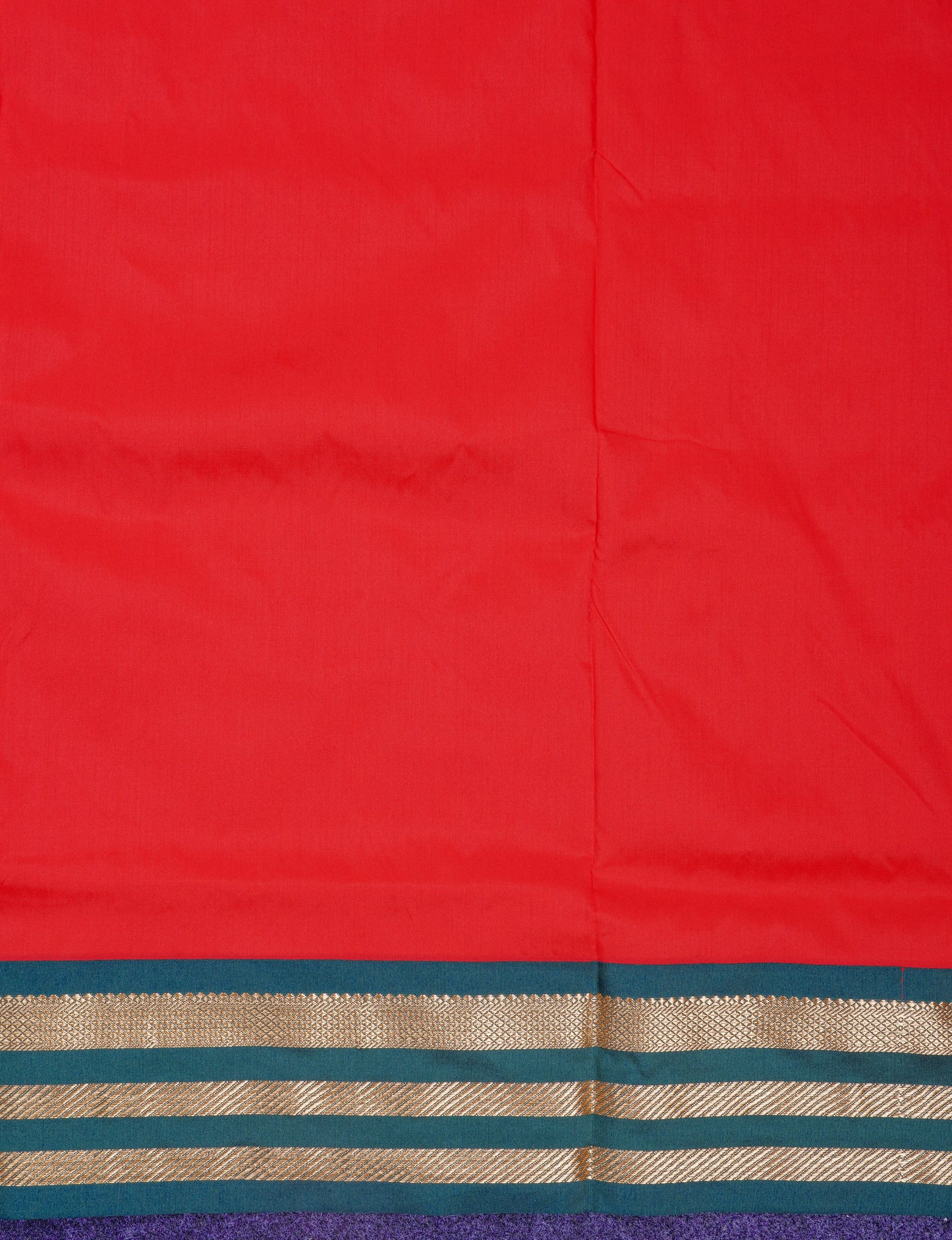 9.5 Yards Semi Silk Saree Red with Contrast Bottle Green Traditional Border