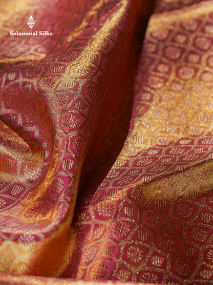 Beautiful Peach Tissue Bridal Pure Kanjivaram Silk Saree With Contrast Light Green Evening Morning Border