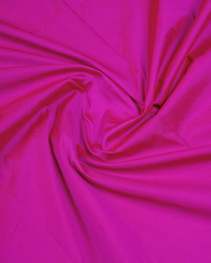 9.5 Yards Semi Silk Saree Magenta Pink with Contrast Bottle Green Traditional Border