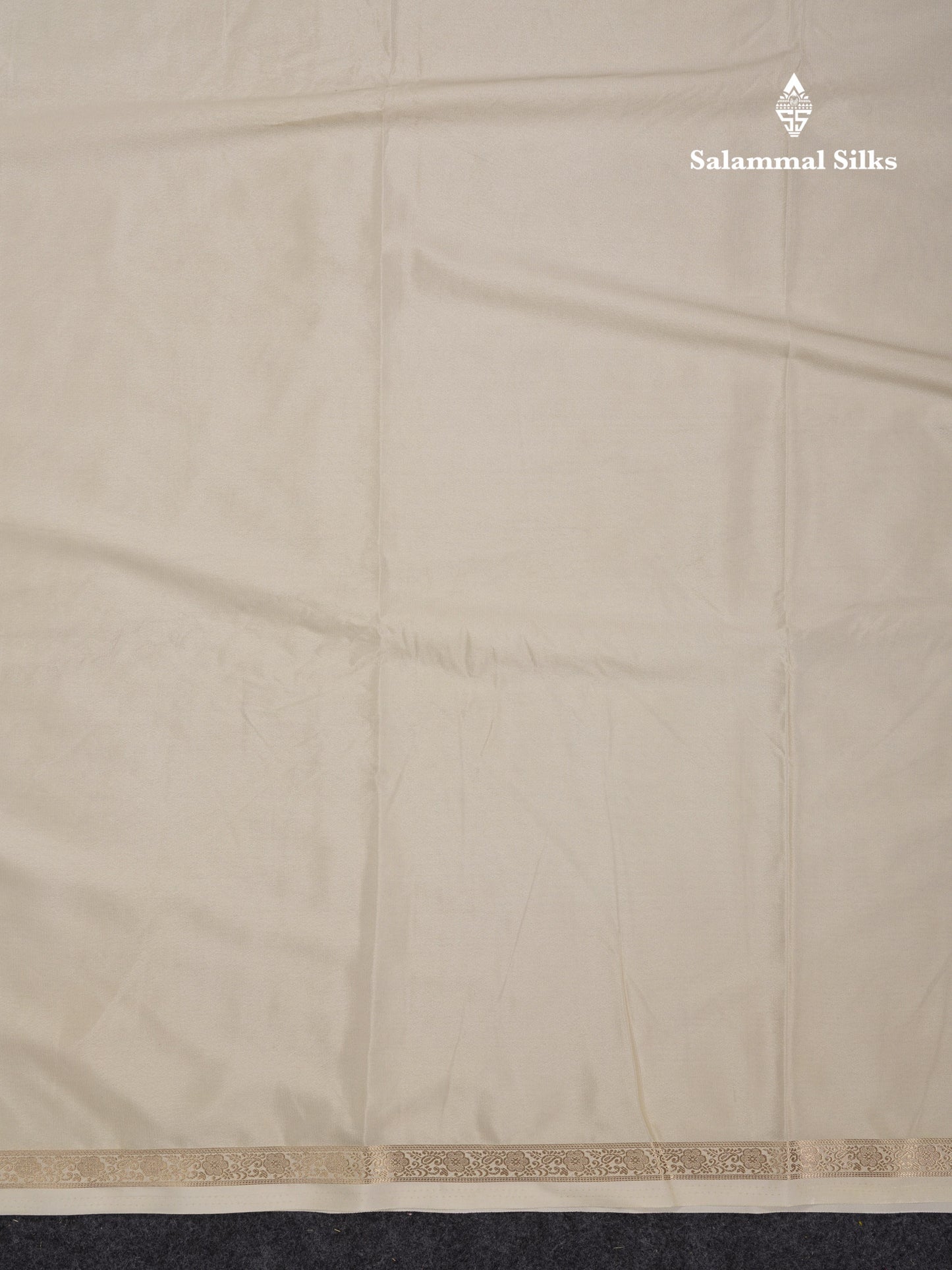 Beautiful Half White Plain Semi Mysore Silk Saree With Small Traditional Zari Border