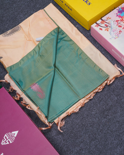 Green Shade Thread work Buttas Banana Pinth Saree (Vaazhainaar Pattu) With Contrast Light Peach Blouse