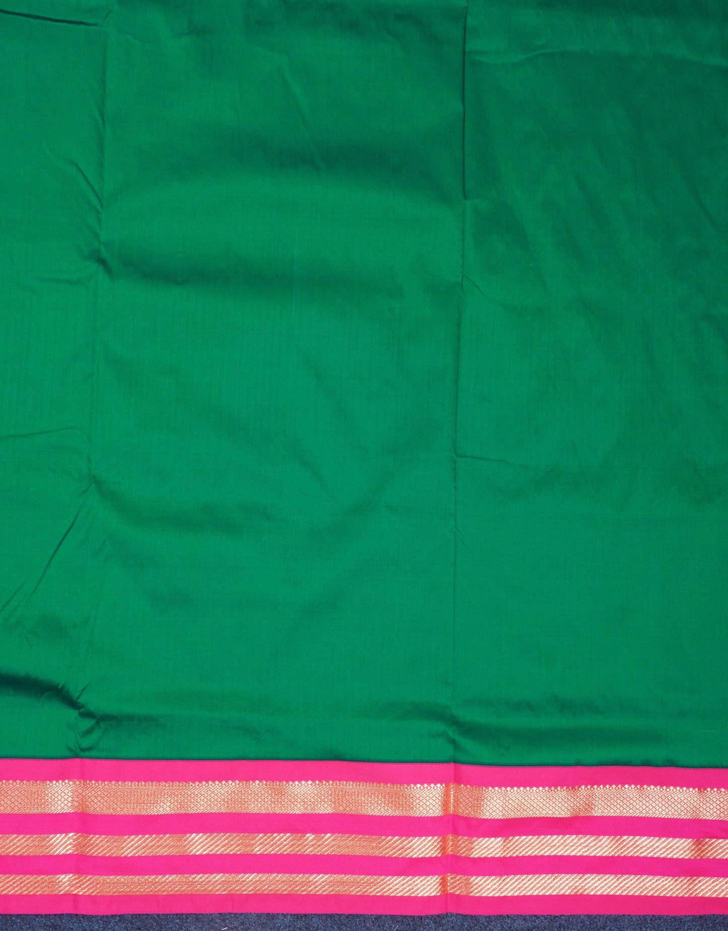 9.5 Yards Semi Silk Saree Green with Contrast Pink Traditional Border