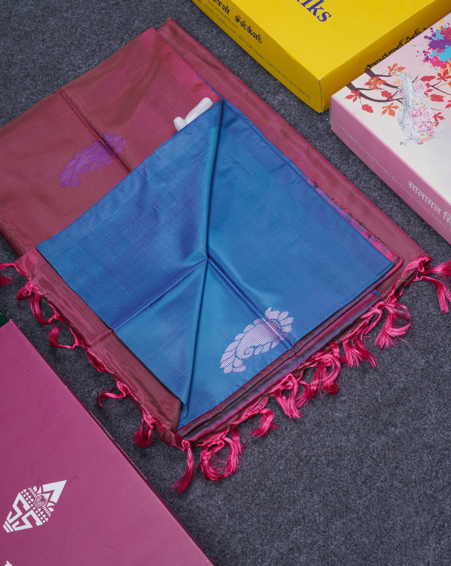 Dual Tone Peacock Blue Thread work Buttas Banana Pinth Saree (Vaazhainaar Pattu) With Contrast Dark Maroon Blouse