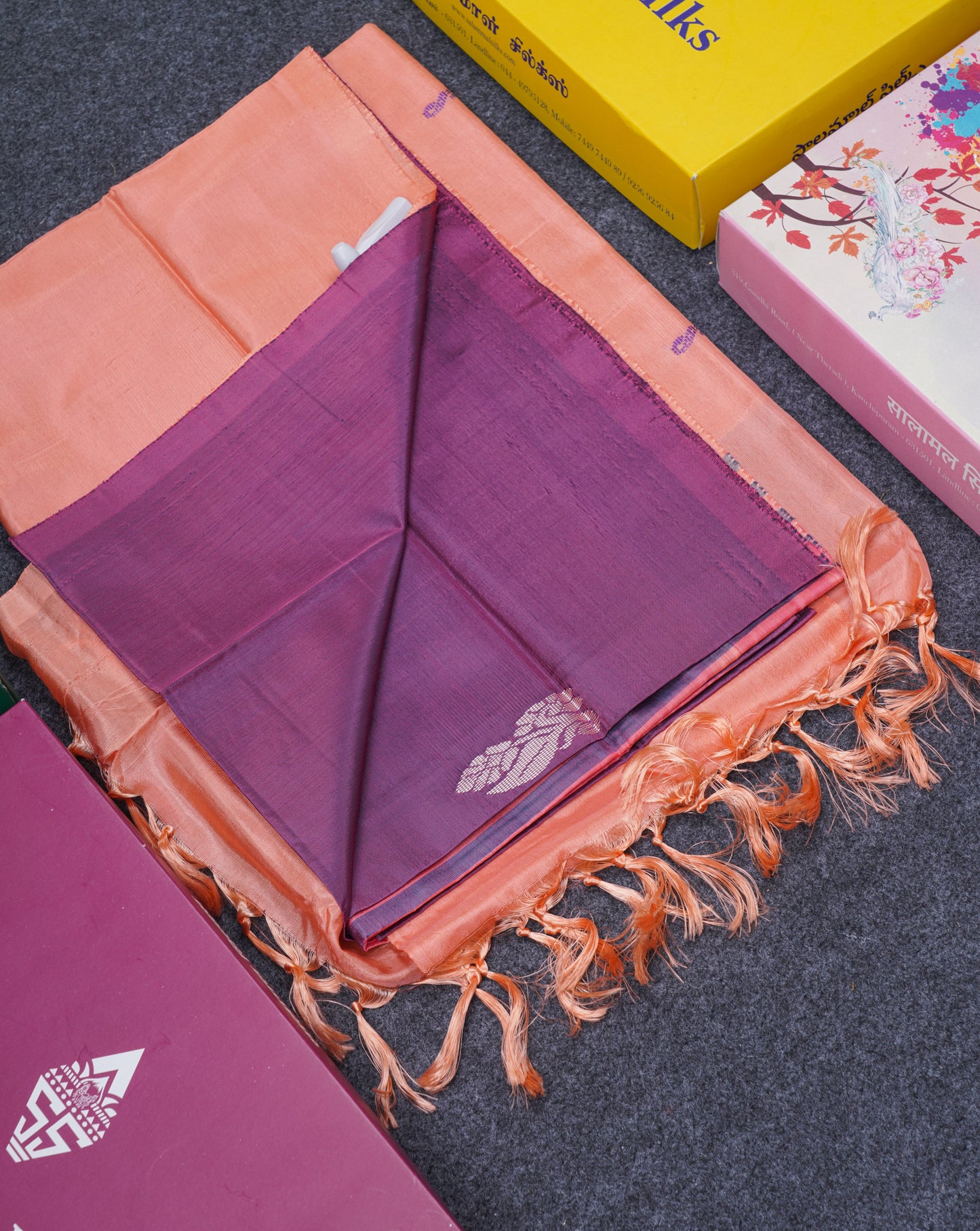 Dark Purple Thread work Buttas Banana Pinth Saree (Vaazhainaar Pattu) With Contrast Dark Peach Blouse