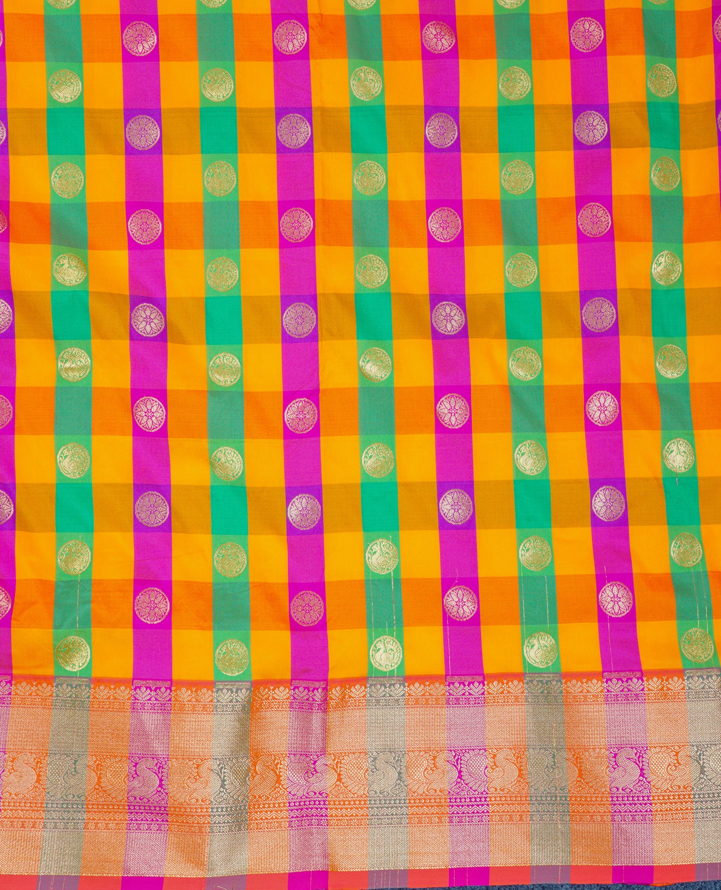 9.5 Yards Semi Silk Saree Paalum Pazham Checks With Traditional Border