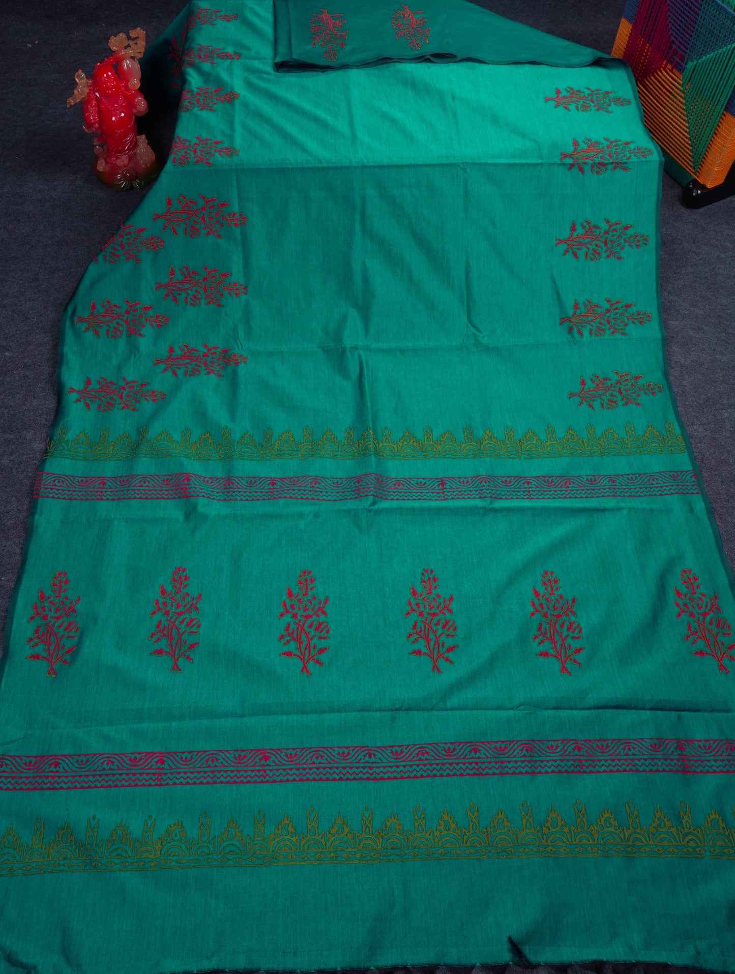 Beautiful Sapphire Green South Cotton Printed Saree With Contrast Cream Blouse