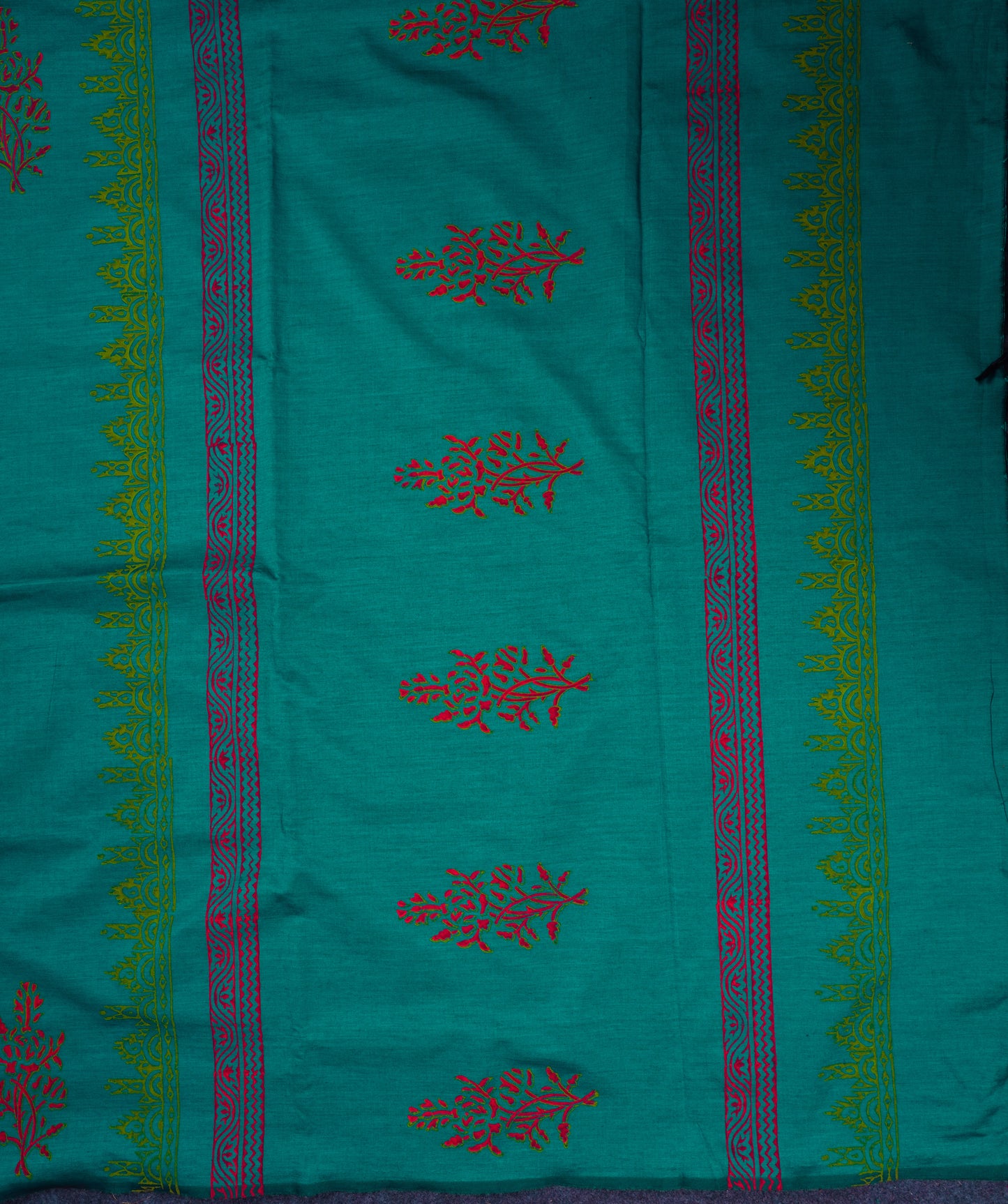 Beautiful Sapphire Green South Cotton Printed Saree With Contrast Cream Blouse