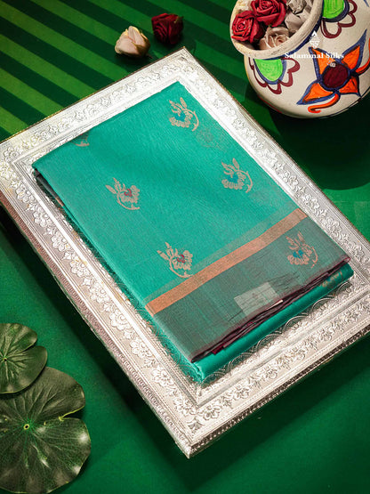 Beautiful Sapphire Blue SICO Cotton Saree With Contrast Dark Magenta Blouse