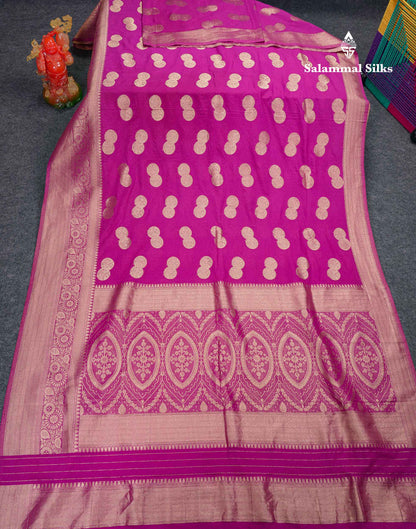 Beautiful Bottle Green Semi Georgette Saree With Fancy Border