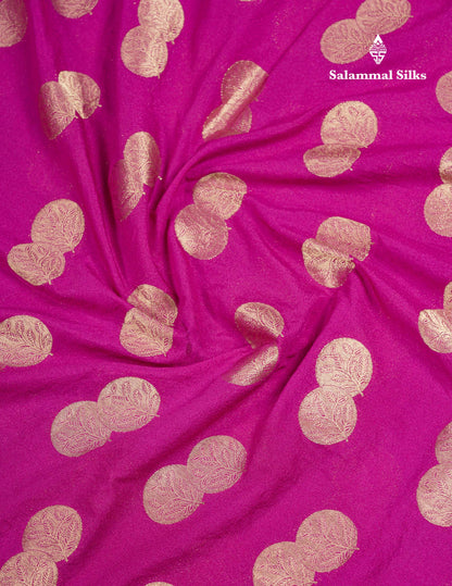 Beautiful Bottle Green Semi Georgette Saree With Fancy Border