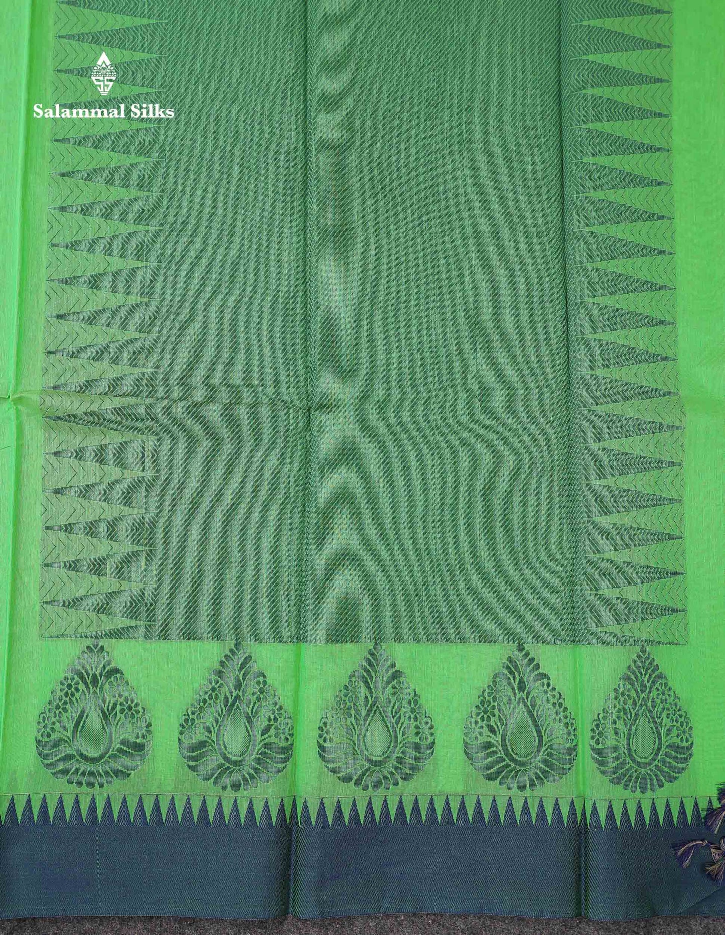 Beautiful Rexona Green Thread Work Kota Cotton Saree With Contrast Blueish Grey Traditional Border